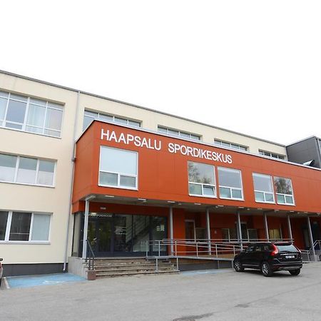 Sports Centre Haapsalu Hostel Buitenkant foto