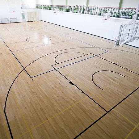 Sports Centre Haapsalu Hostel Buitenkant foto