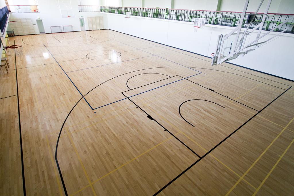 Sports Centre Haapsalu Hostel Buitenkant foto